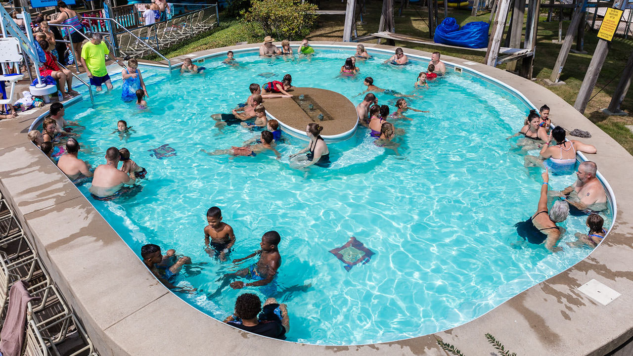 Heated Relaxing Pool