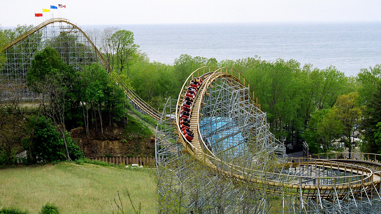 Guests riding the Ravine Flyer II during the day