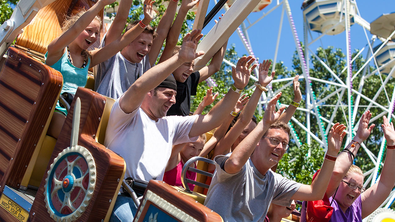 Guests riding the Sea Dragon during the day