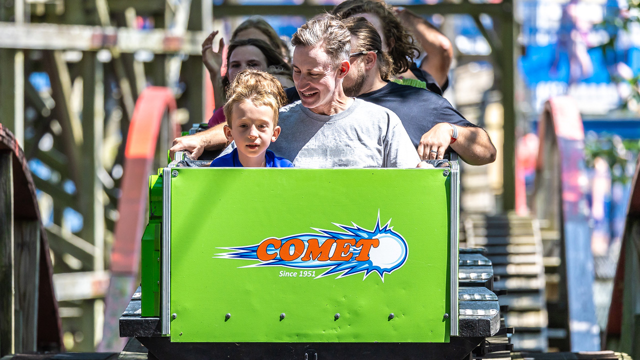 Guests riding the Comet during the day
